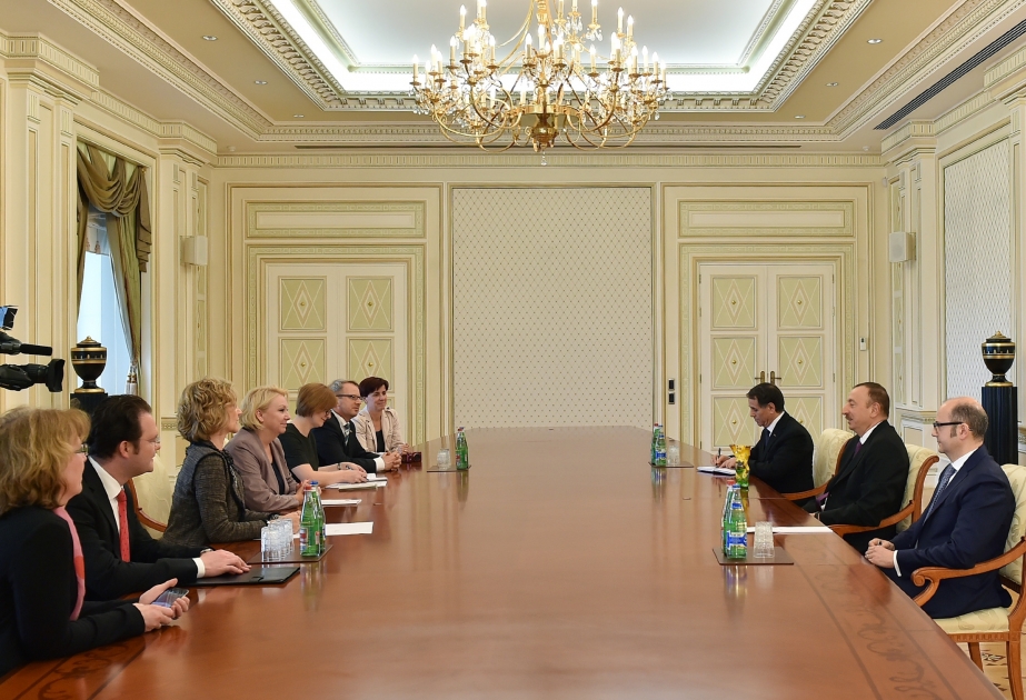 Aserbaidschans Präsident Ilham Aliyev hat eine Delegation um die Vorsitzenden der Freundschaftsgruppe für den Südkaukasus des Deutschen Bundestages empfangen VIDEO
