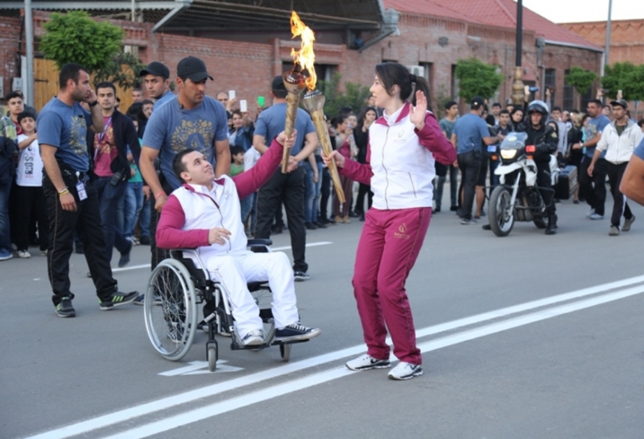 Grandioses Feuerfestival in Ganja VIDEO