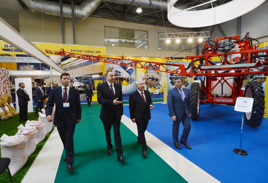 Präsident Ilham Aliyev hat Aserbaidschanische Internationale Landwirtschaftliche und Lebensmittel-Ausstellungen besucht VIDEO