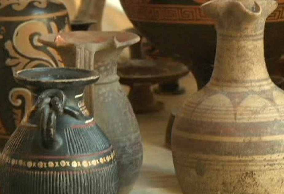25 Looted Artifacts Return to Italy