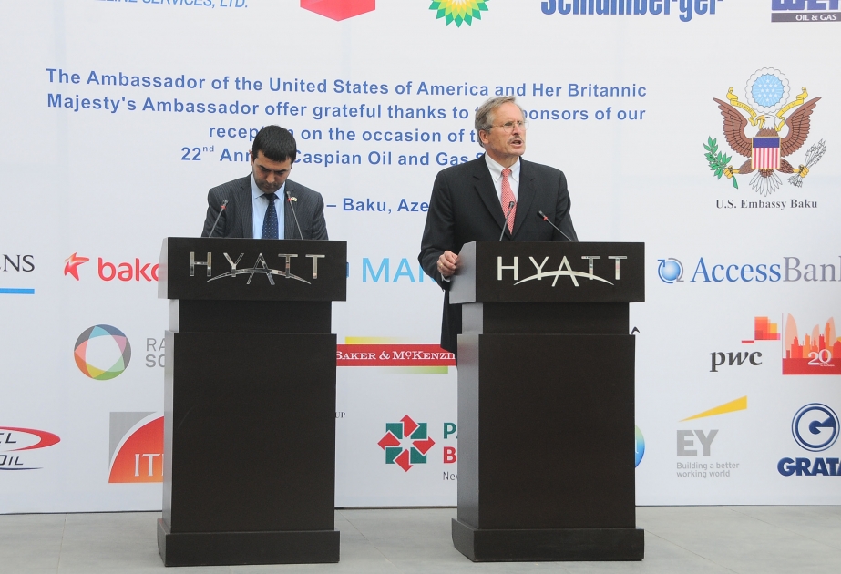 Baku hosts official reception dedicated to XXII International "Caspian Oil and Gas 2015" exhibition