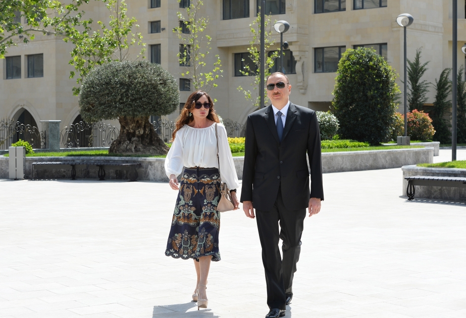Präsident Ilham Aliyev hat einen neu angelegten Park besucht VIDEO