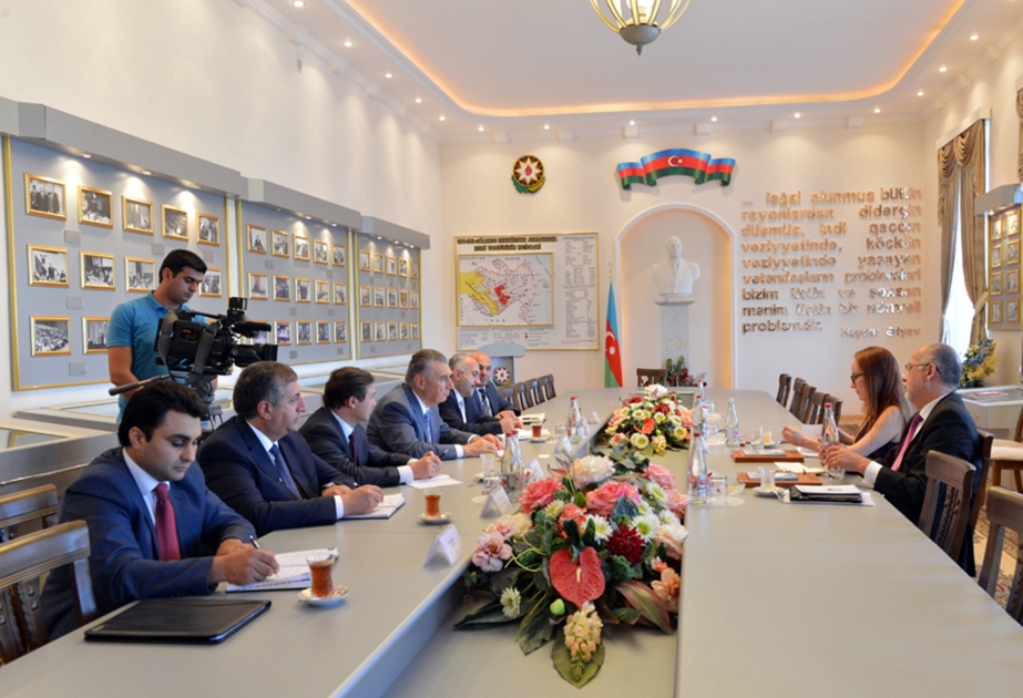 Обсуждены перспективы развития связей между Азербайджаном и Мексикой