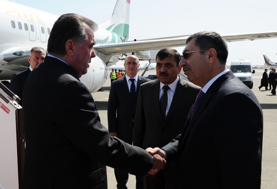 Präsident von Tadschikistan nimmt in Baku an der Eröffnungsveranstaltung der ersten Europaspiele teil