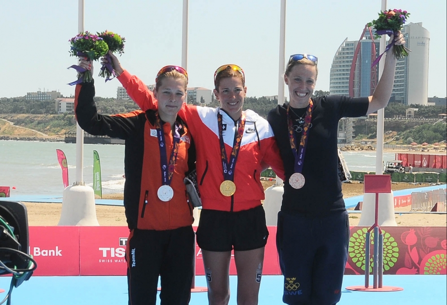 Les épreuves de triathlon féminin ont démarrée [ mise à jour]