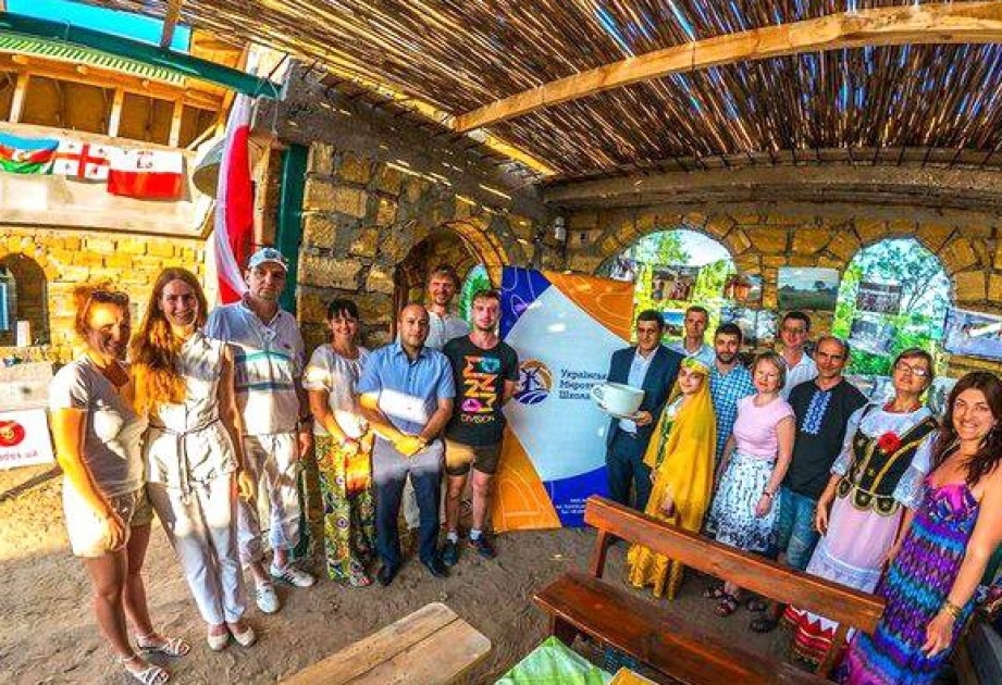 UAGİ Xerson vilayətində keçirilmiş “Çay dəstgahı” festivalında iştirak edib