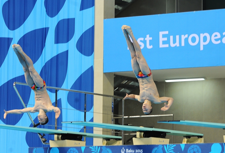 Russian pair in perfect harmony to claim diving gold