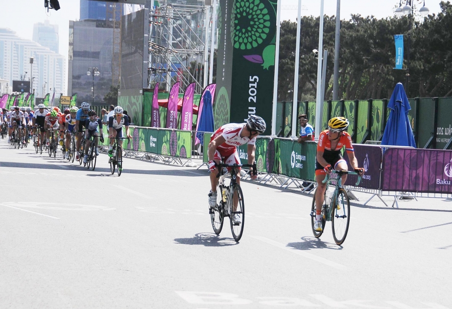 Luis Leon Sanchez Gil est champion de Bakou 2015 [ mise à jour]