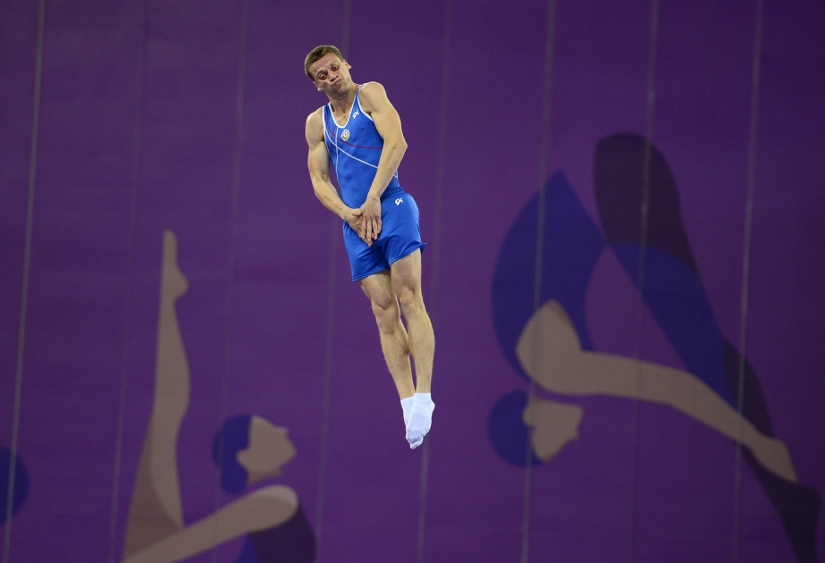 La médaille de bronze des épreuves individuelles de trampoline est remportée par un athlète azerbaïdjanais