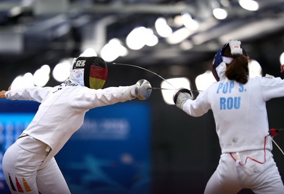 Pop fails to sparkle in women's individual epee