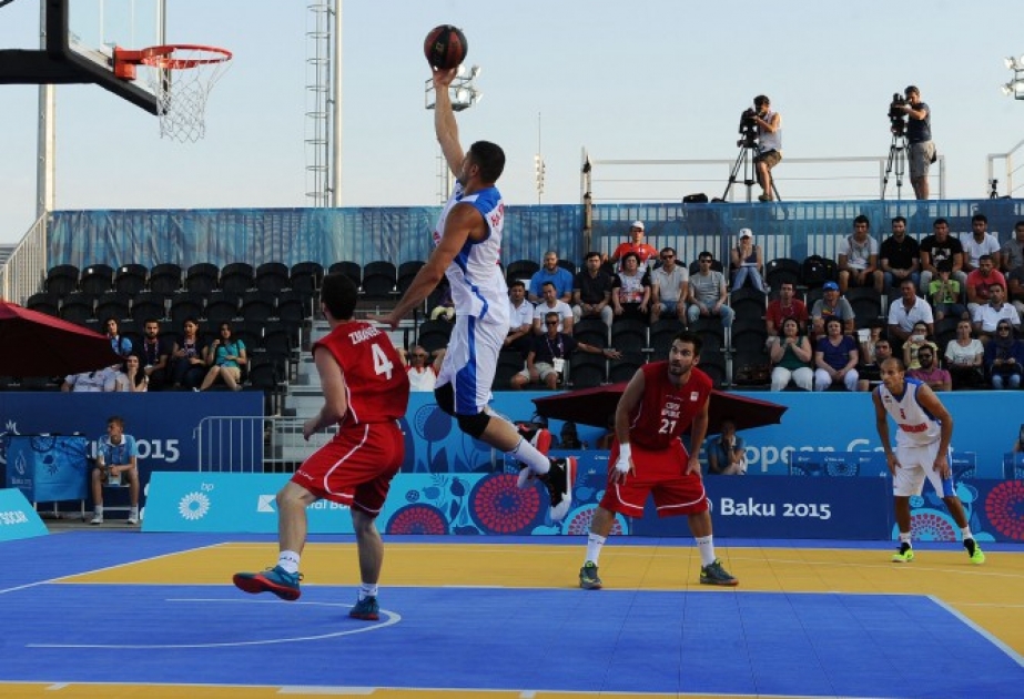 Azerbaijan's men's team secure back-to-back wins on day one