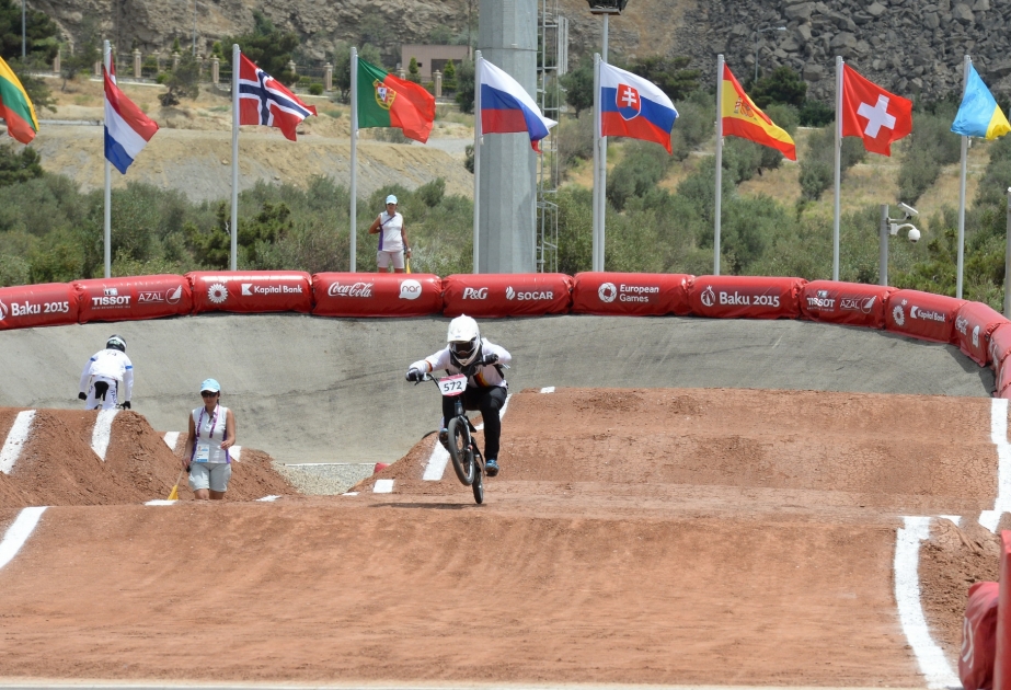 Smulders' strategy pays dividend in women's BMX