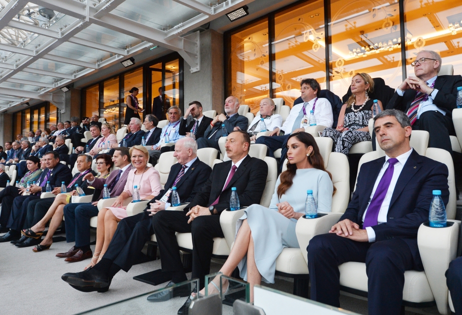 Große Schlussfeier: Europaspiele 2015 in Baku offiziell beendet Aserbaidschans Präsident Ilham Aliyev wohnte der Zeremonie bei VIDEO