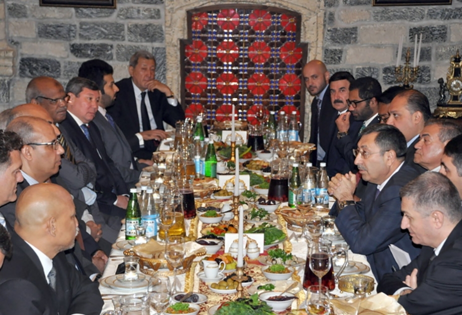 Azerbaijan`s Foreign Ministry hosts iftar ceremony for envoys of Muslim countries