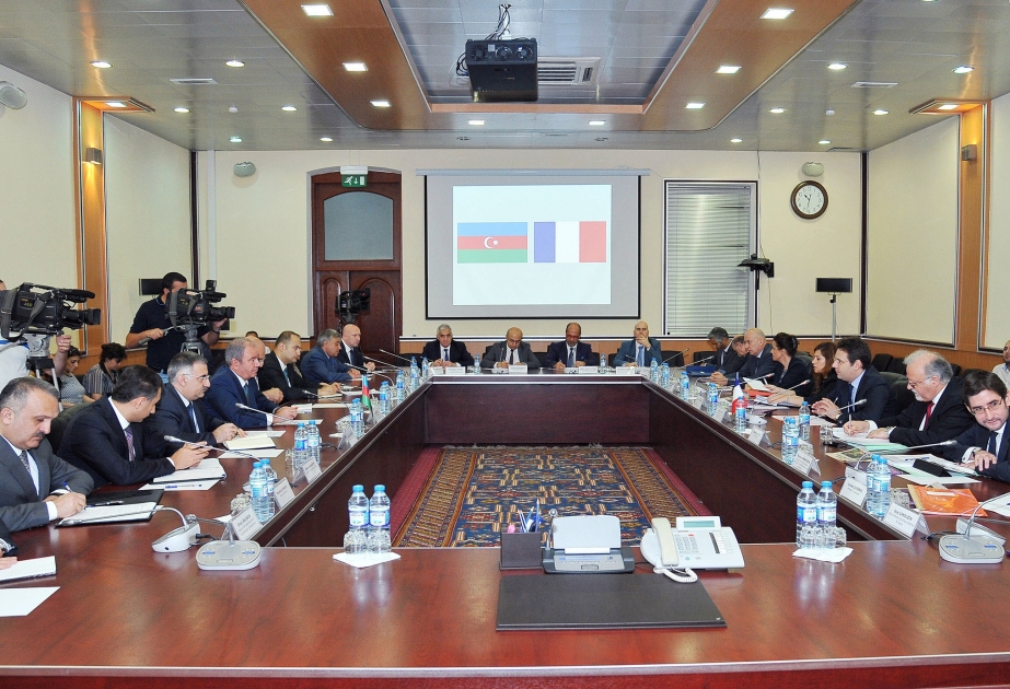Состоялось обсуждение вопросов сотрудничества между Азербайджаном и Францией в области космических и ядерных исследований