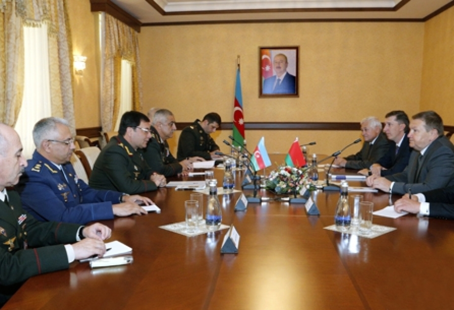 Azərbaycan ilə Belarus arasında hərbi sahədə əlaqələr müzakirə edilib