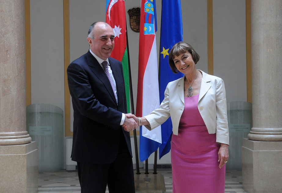 Azerbaijani FM meets Croatian counterpart