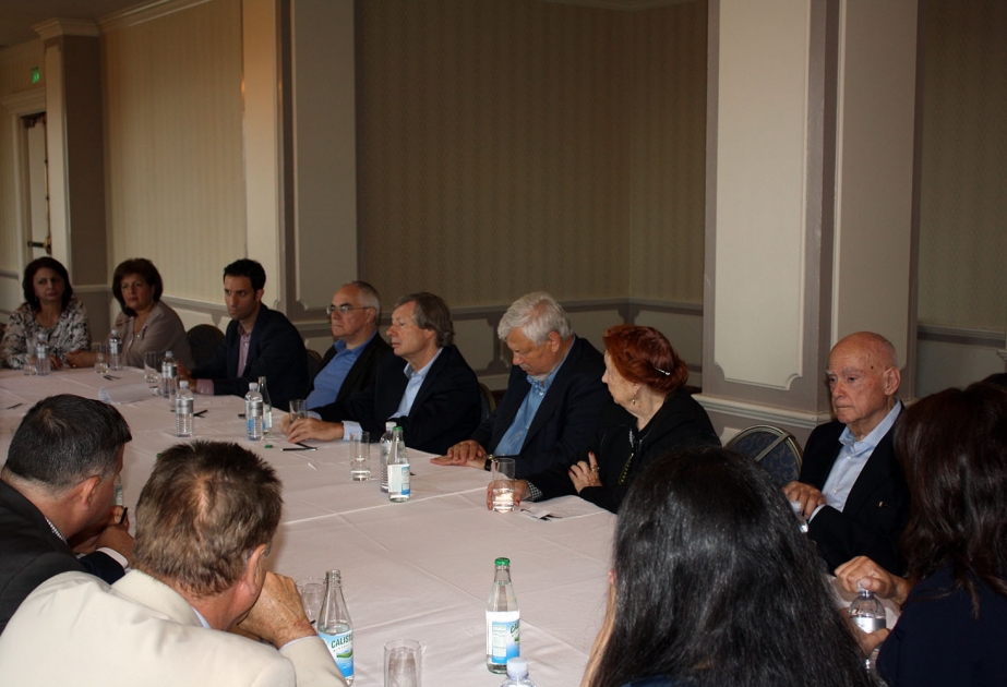Activists of Azerbaijani community in California meet with co-chairs of OSCE Minsk Group