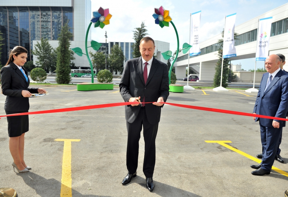 Le président Ilham Aliyev a inauguré le 5e centre du service ASAN à Bakou VIDEO