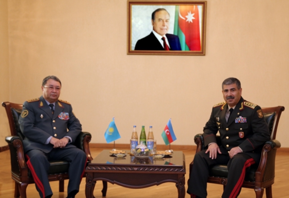 Azərbaycan ilə Qazaxıstan arasında hərbi sahədə əməkdaşlığın perspektivləri barədə fikir mübadiləsi aparılıb