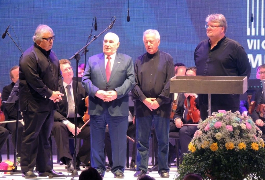 Offizielle Schlussfeier des VII. Internationalen Musikfestivals in Gabala VIDEO