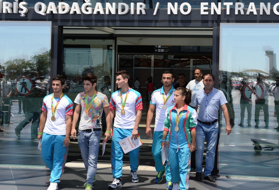 Des judokas azerbaïdjanais participant à Tbilissi-2015 ont regagné la Patrie