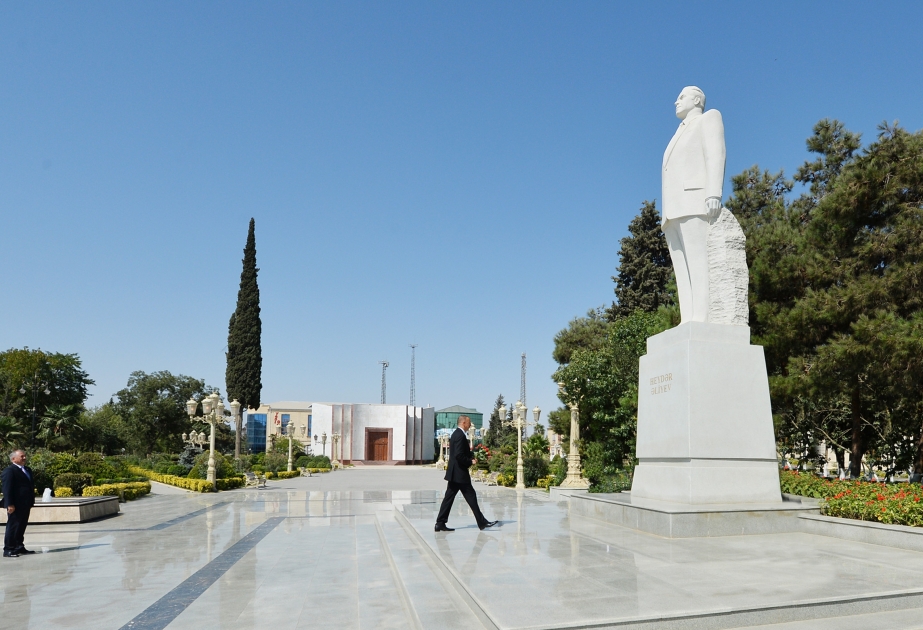Le président azerbaïdjanais Ilham Aliyev est arrivé en visite à Djalilabad VIDEO