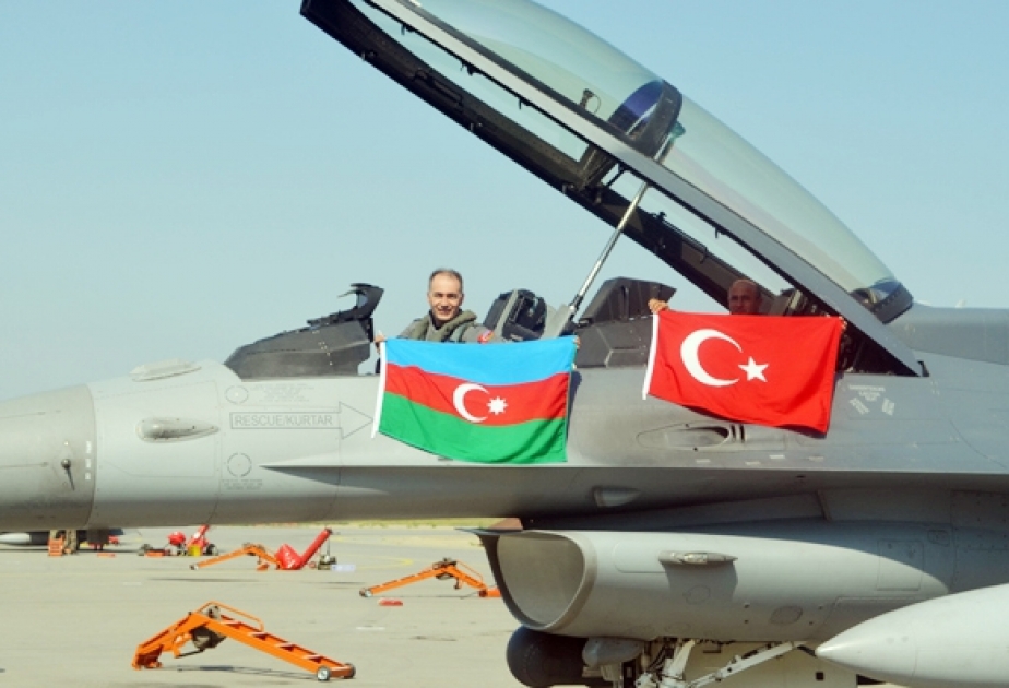 Des exercices militaires conjoints des Armées de l'air d'Azerbaïdjan et de Turquie