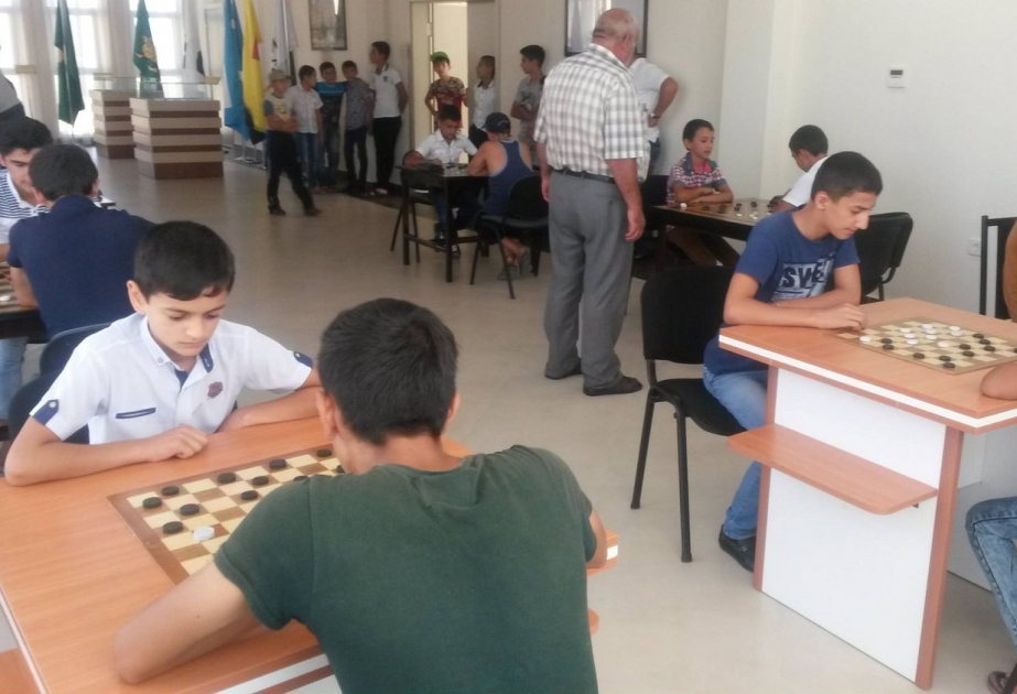 Siyəzəndə keçirilən dama çempionatında 40-dək yeniyetmə qüvvəsini sınayıb