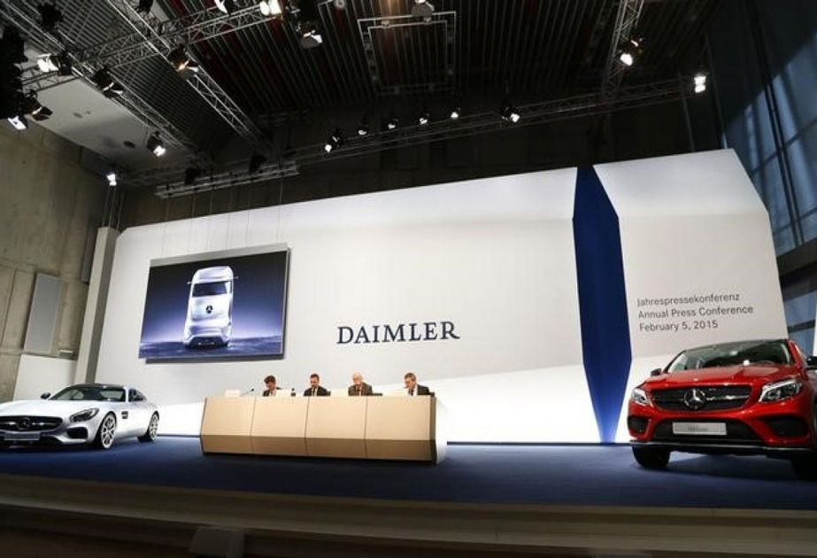 Daimler to cooperate with Apple, Google