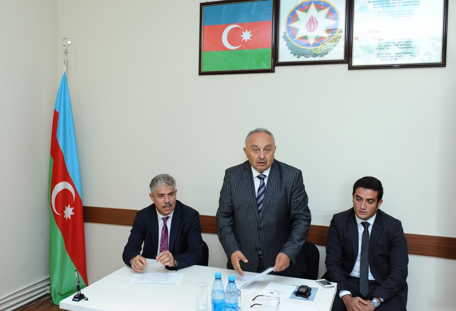 Binəqədi II seçki dairəsi dairə seçki komissiyasında ixtisaslaşdırılmış kursların ilk günündə seçkilərə hazırlıq barədə ətraflı məlumat verilib