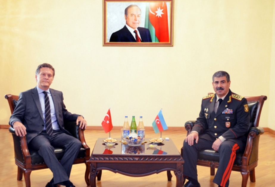 Azərbaycan və Türkiyə Silahlı Qüvvələrinin inkişafı istiqamətində əməkdaşlığın perspektivləri müzakirə edilib