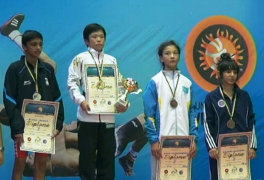 Zwei weitere aserbaidschanische Ringerinnen gewinnen bei der Weltmeisterschaft Bronzemedaillen