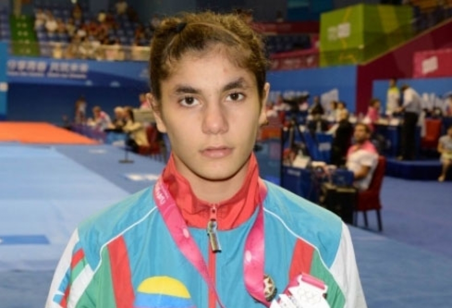 مصارعة ناشئة أذربيجانية تتاهل لنهائي بطولة العالم