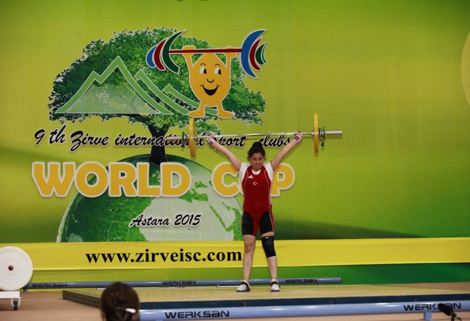Astarada “Zirvə” beynəlxalq idman klubunun ağır atletika üzrə IX dünya kuboku yarışlarına start verilib