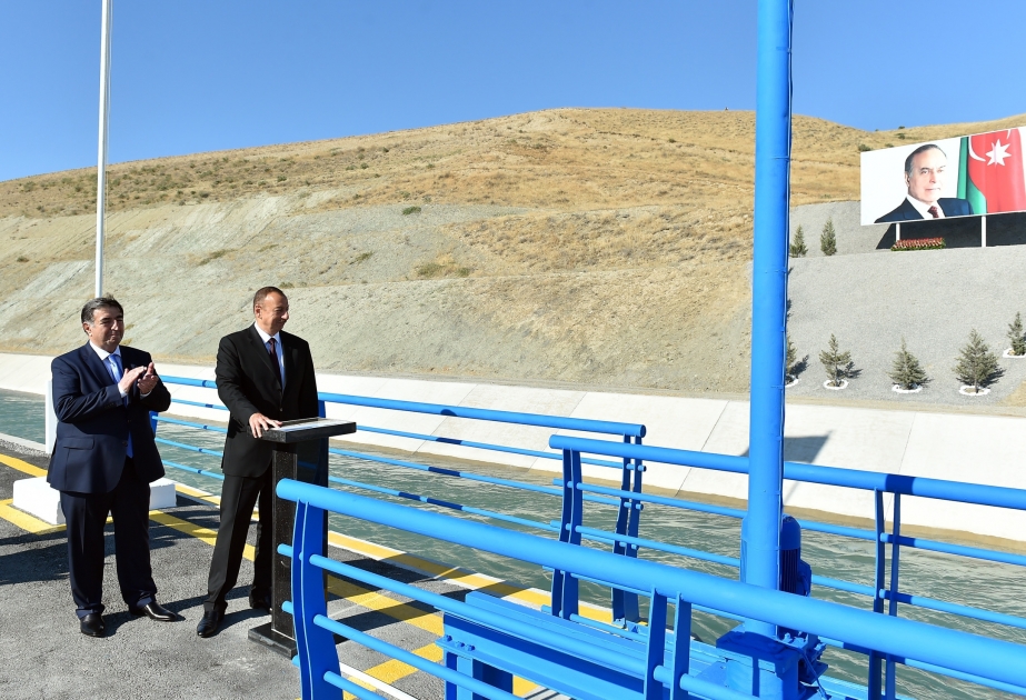 La visite du président azerbaïdjanais Ilham Aliyev à Khyzy et SiyezenCérémonie de mise en service du système de transport de l'eau d'irrigation depuis le canal Takhtakeurpu-Djeyranbatan VIDEO