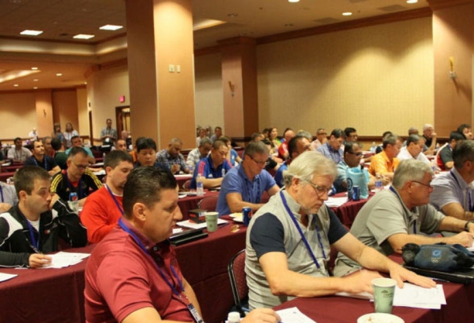 Güləş üzrə dünya çempionatını idarə edən hakimlər üçün seminar keçirilib