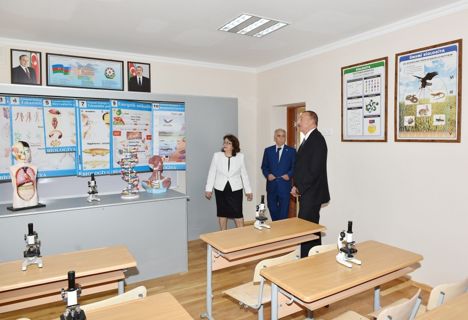 Prezident İlham Əliyev Binəqədi rayonundakı 283 nömrəli orta məktəbdə aparılan təmir və yenidənqurma işlərindən sonrakı vəziyyətlə tanış olub VİDEO