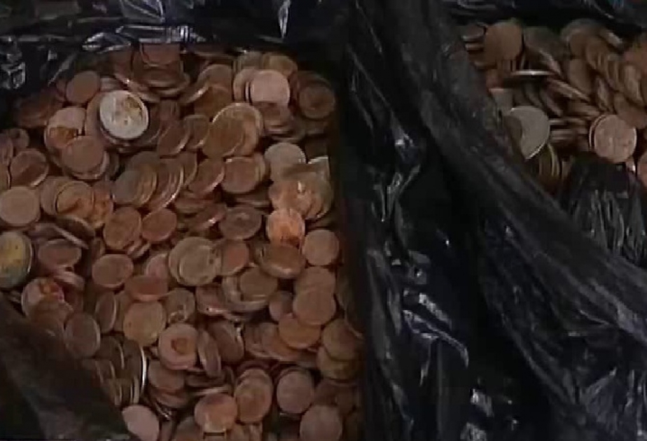 На заводе ОАО «Чистый город» в бытовых отходах найдено до 100 килограммов мелочи