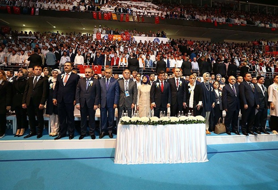 Yeni Azərbaycan Partiyasının nümayəndə heyəti Ankarada Türkiyənin Baş naziri ilə görüşüb