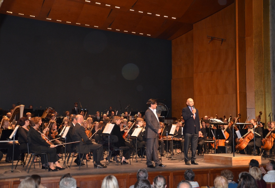 “Silk and Fire” international music festival opened in Paris
