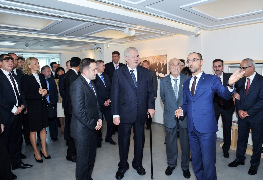 Staatsbesuch des tschechischen Präsidenten Miloš Zeman in AserbaidschanBesuch im Sangachal Ölterminal