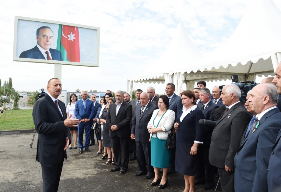 La route Mollakend-Akhtatchy-Öylegoulou mise en service à Kurdemir VIDEO