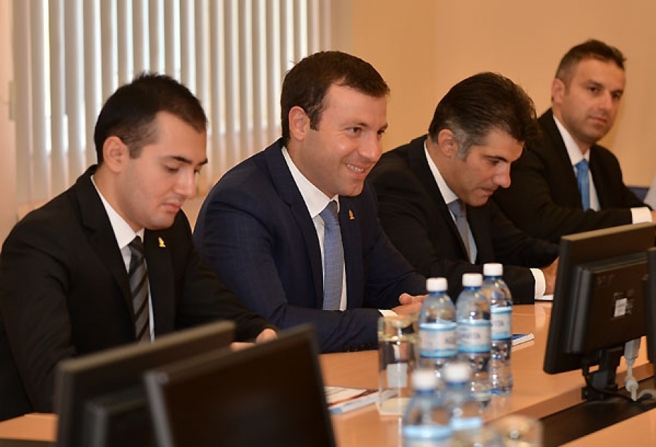 UEFA-Vertreter sind zu Besuch in Baku