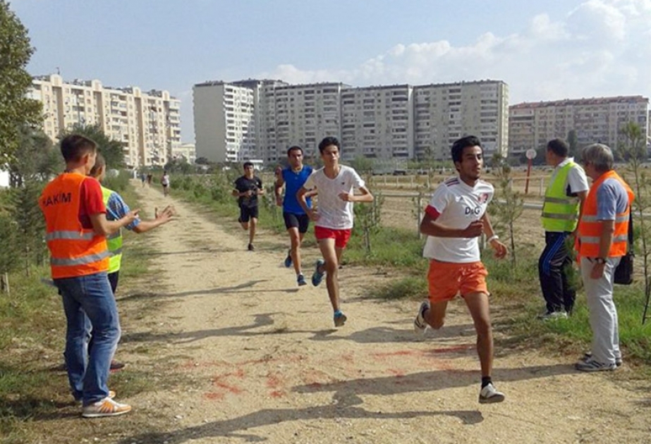 Kross qaçışı üzrə Bakı çempionatı keçirilib
