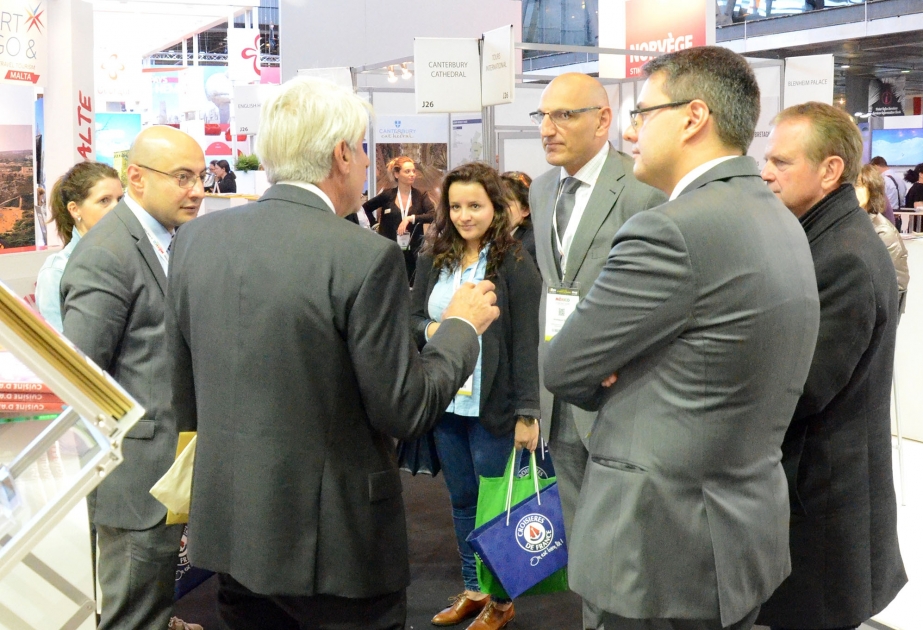 Azerbaijan represented at international Top Reza exhibition