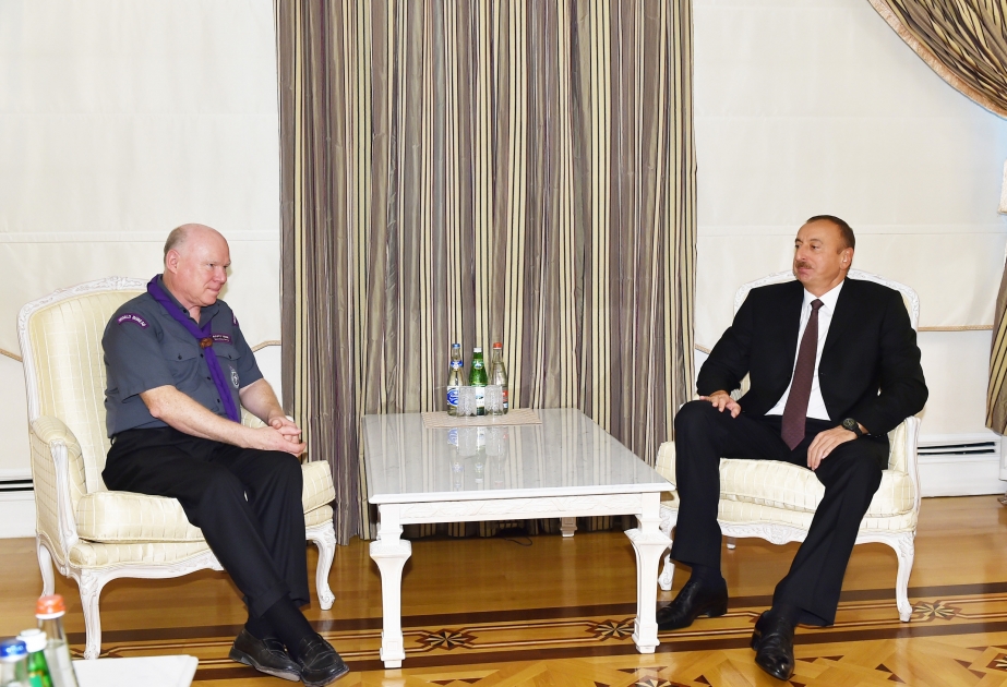 Aserbaidschans Präsident Ilham Aliyev hat den Vorsitzenden und Generalsekretär der Weltpfadfinderorganisation empfangen VIDEO