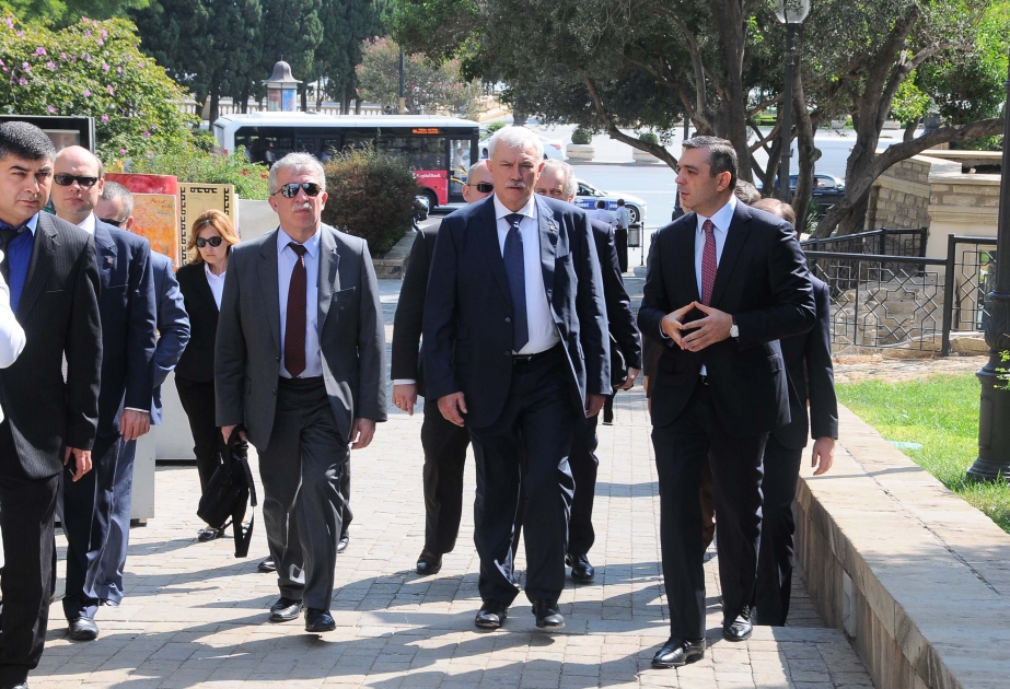 Governor of Saint Petersburg visits ancient Icherisheher