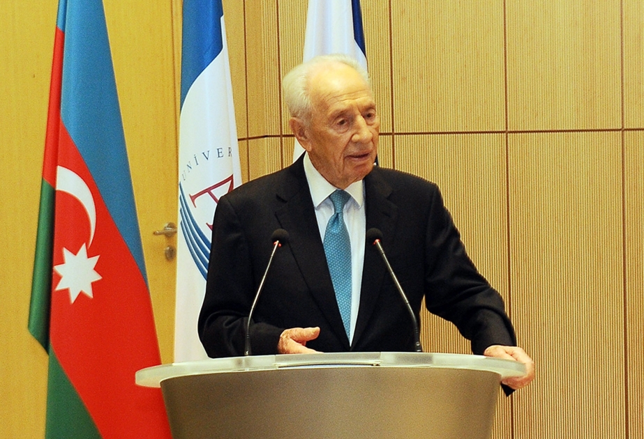Shimon Peres gives lecture at ADA University
