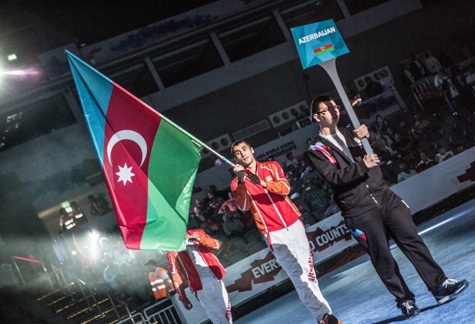ملاكمو أذربيجان يتنافسون في بطولة العالم في قطر